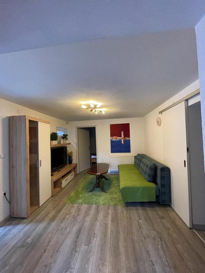 Apartmani Unski Biser 察津 外观 照片